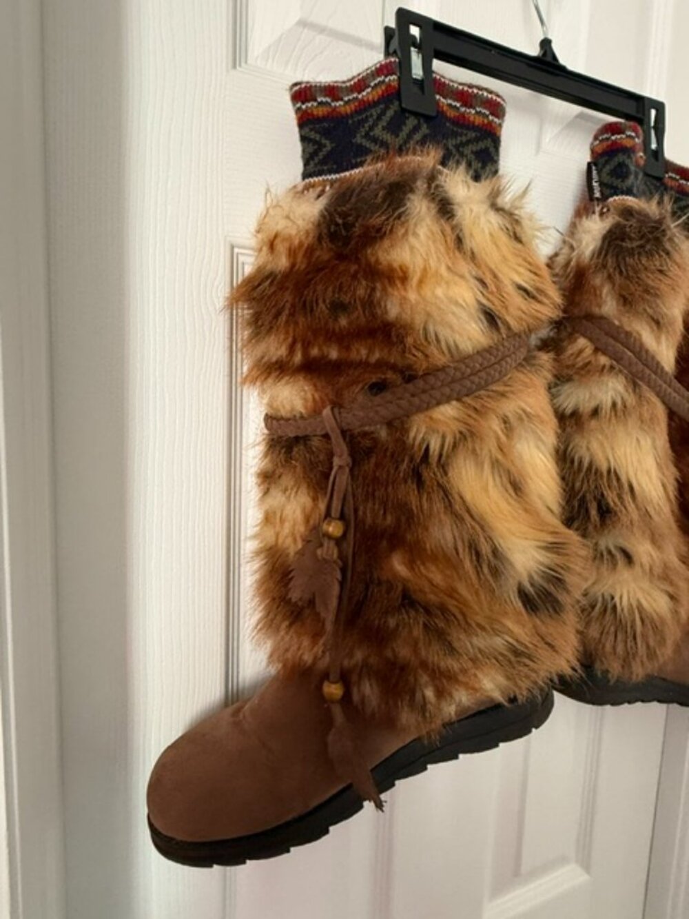 MUK LUKS Women's Faux-Fur Winter Boots - Size 9 - Picture 4 of 6
